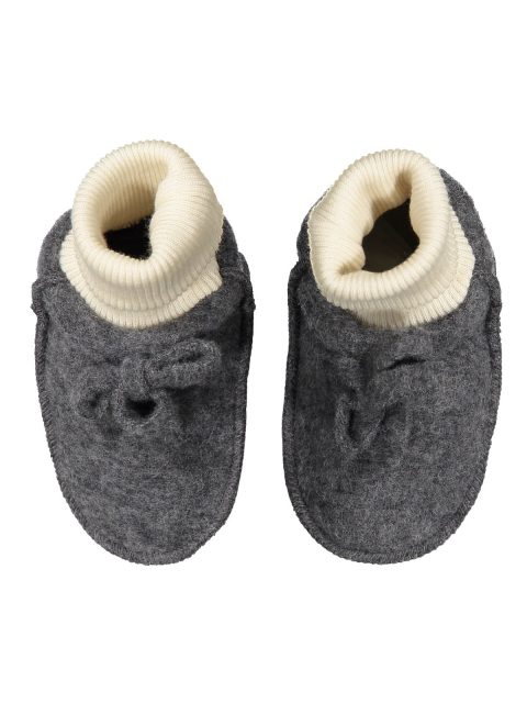 Baby booties wool fleece
